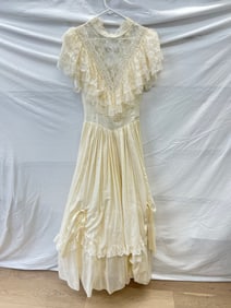 Vintage Jessica McClintock Wedding Dress Sz M - Cotton with Lace Button Down Back