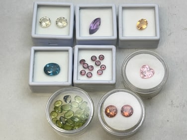 Lot Asst Gemstones in Various Cuts & Sizes - 5.40ct London Blue Topaz, 2.85ct Amethyst, 15cts Asst