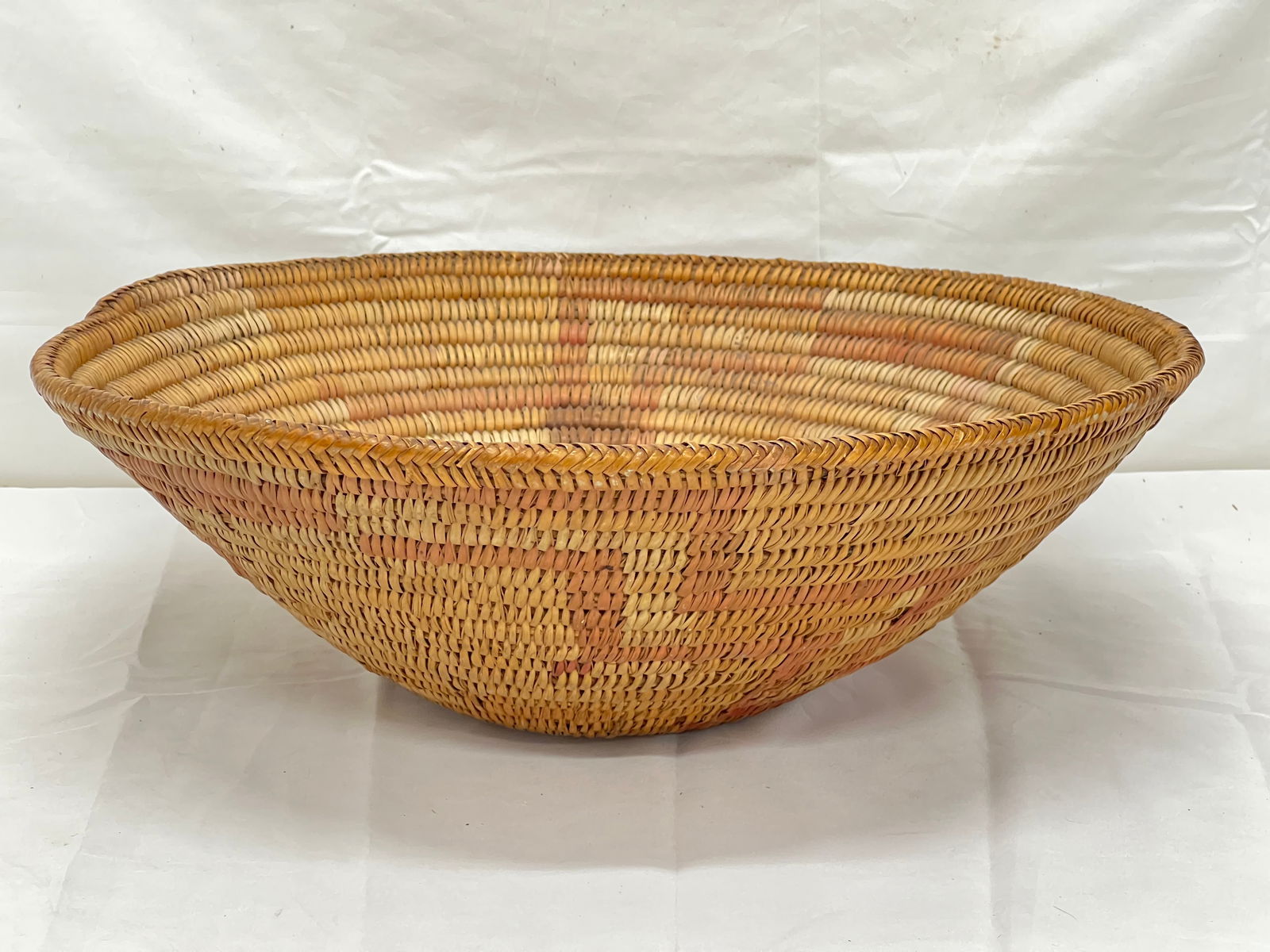 Apache Native American Coil Basket 17.5'' x 6'' (1 of 4)