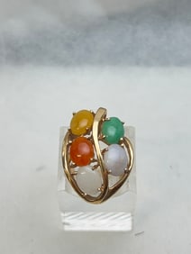 Vintage 14K Gold Multicolored Jade / Jadeite Ring, Sz 6.75 - Vintage 14K Yellow Gold with 5 Assorted