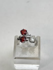 14K Gold .50ct Diamond Garnet Ring, Sz 7 - Round Cut Diamonds Approx. .50cts with 2 Round Cut Blood