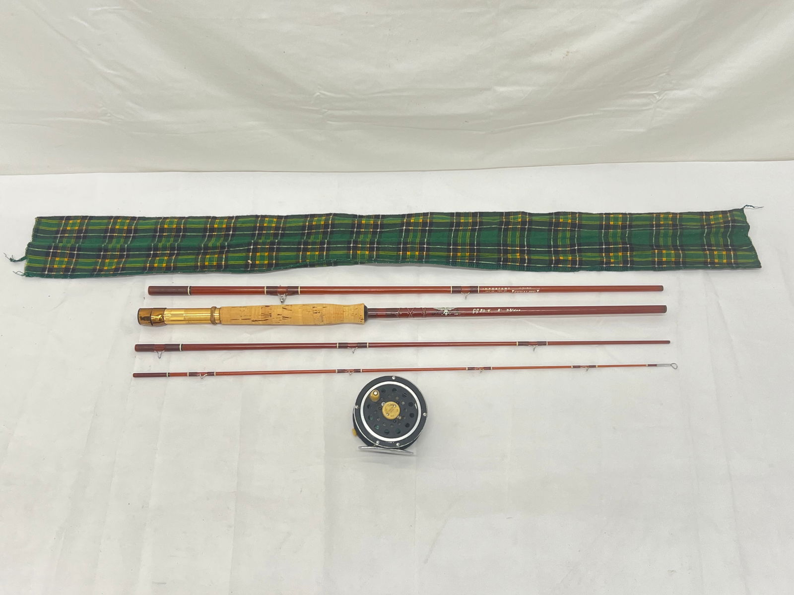 Vtg Fenwick Feralite FF80-4 Fishing Rod, Pflueger Reel - 8' Fenwick Feralite FF-80-4 Rod, 3 3/4oz - (1 of 10)