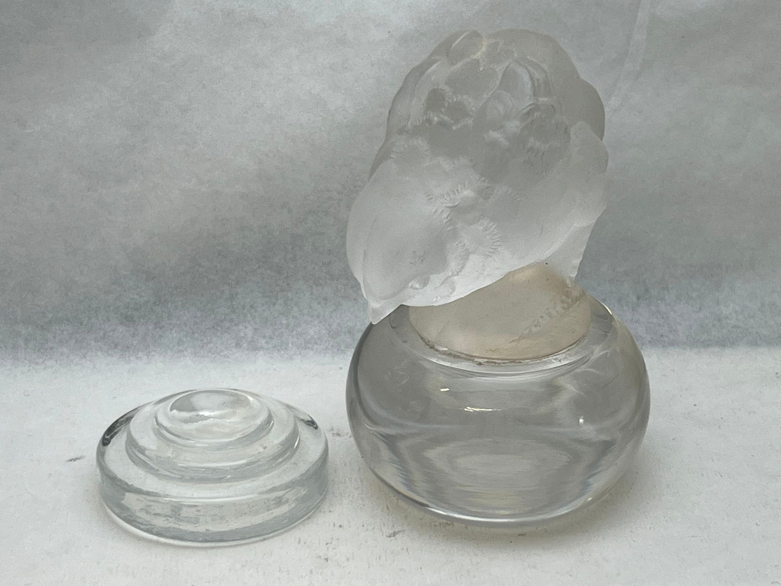 Steven Lundberg Stand, Sevres Crystal Paperweight- Steven Lundberg Stand w/ Original Sticker + (1 of 6)