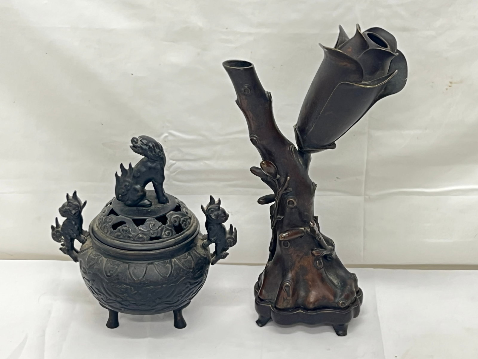 (2)Meiji Period Brass Censer & Flower Branch Vase - 2pc Branch Style Vase with Flower & Wooden: (2)Meiji Period Brass Censer & Flower Branch Vase - 2pc Branch Style Vase with Flower & Wooden Stand, Foo Dog Censer 7'' x 9'' (Foo Dog comes Off)