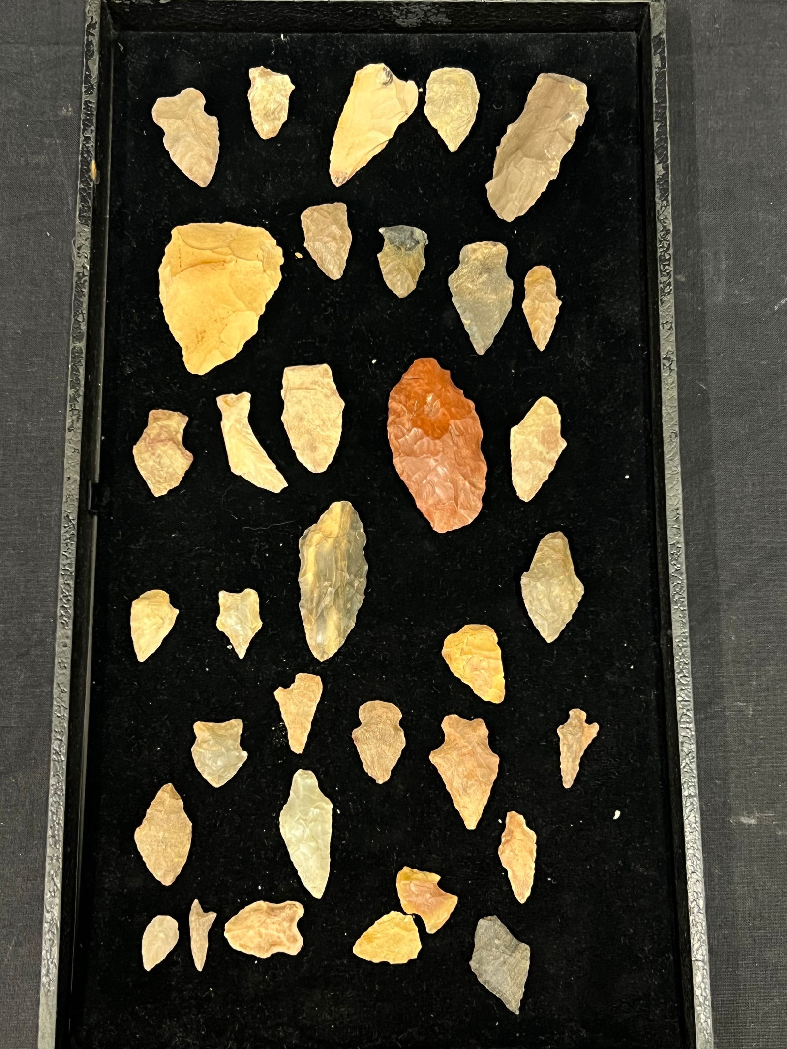 (34)Native American Arrowhead Artifacts Antique/ Vintage - Various Sizes .75-2.5'' (1 of 4)