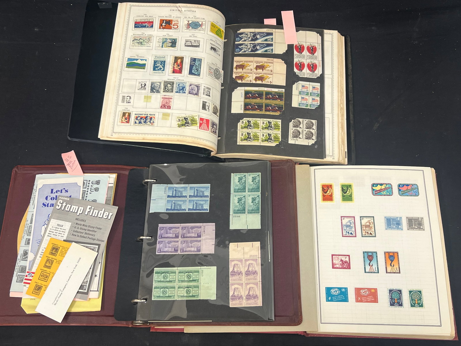 (3)Binders & Envelopes Asst Stamps - United States, United Nations, China, Germany + More: (3)Binders & Envelopes Asst Stamps - United States, United Nations, China, Germany + More
