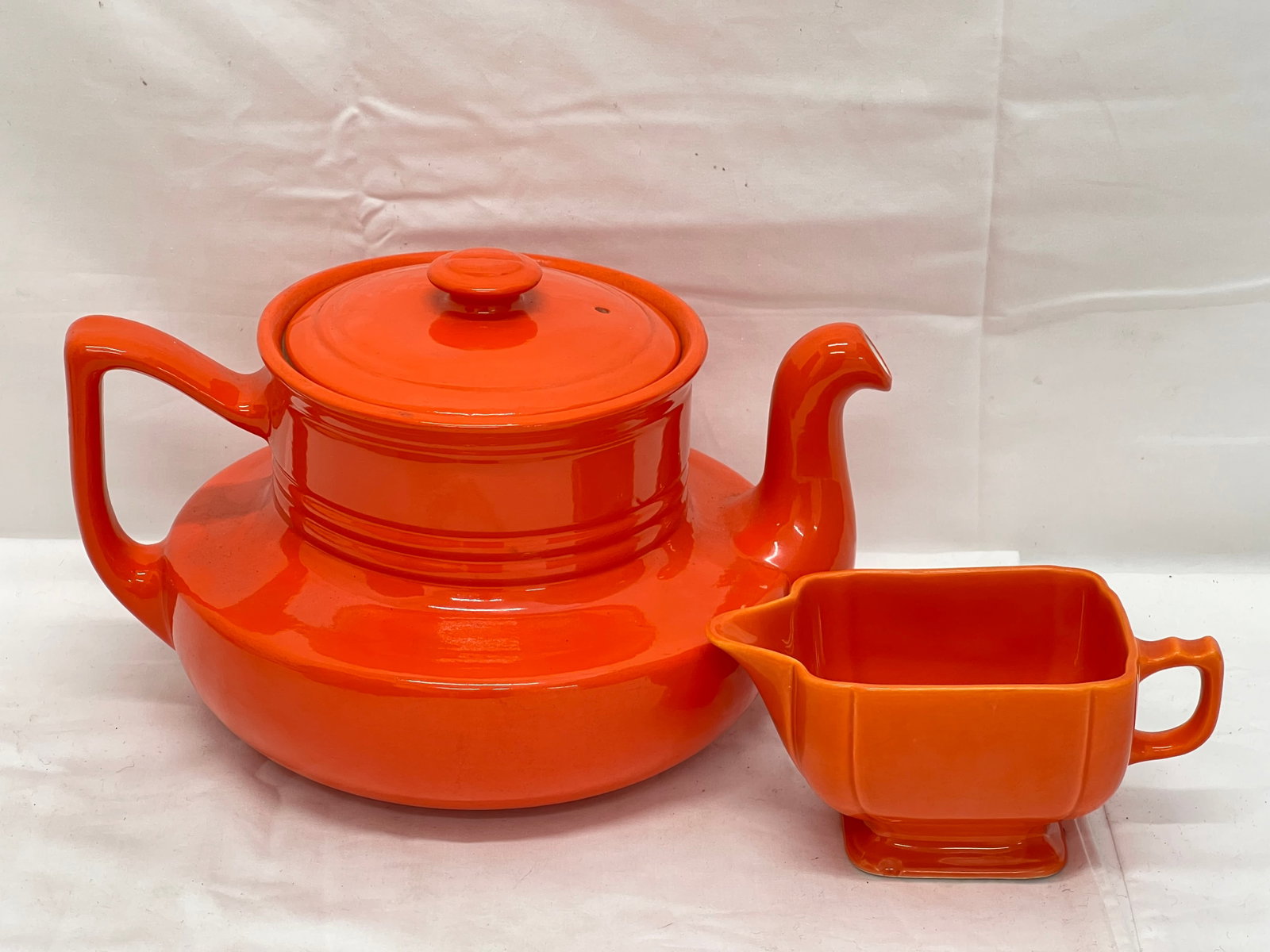 Vtg Hall Coffelator + Riviera Creamer - 1940s Hall Coffelator in Old Red Color (Orange) w/ Riviera: Vtg Hall Coffelator + Riviera Creamer - 1940s Hall Coffelator in Old Red Color (Orange) w/ Riviera Creamer
