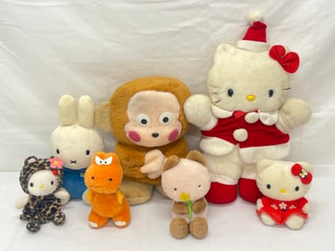 (7)Vtg Sanrio Stuffies / Plush, Hello Kitty Monkichi - 10''T Monkichi, Hello Kitty Santa 15''T ,