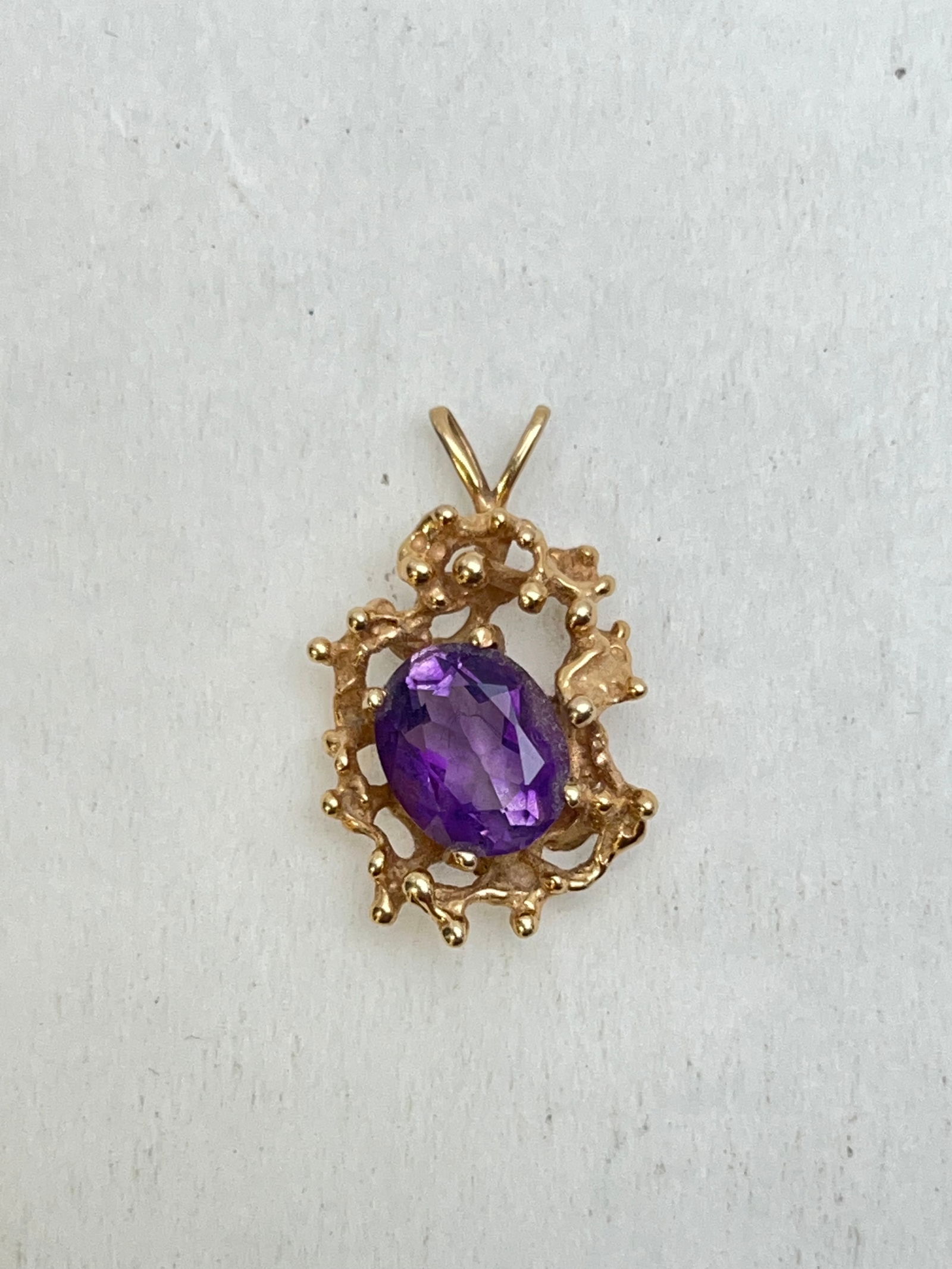 14K Yellow Gold Amethyst Pendant 1'' x .5'', TW 3.76g (1 of 3)