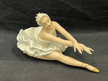 Wallendorf Porcelain Ballerina Nicholas Franz