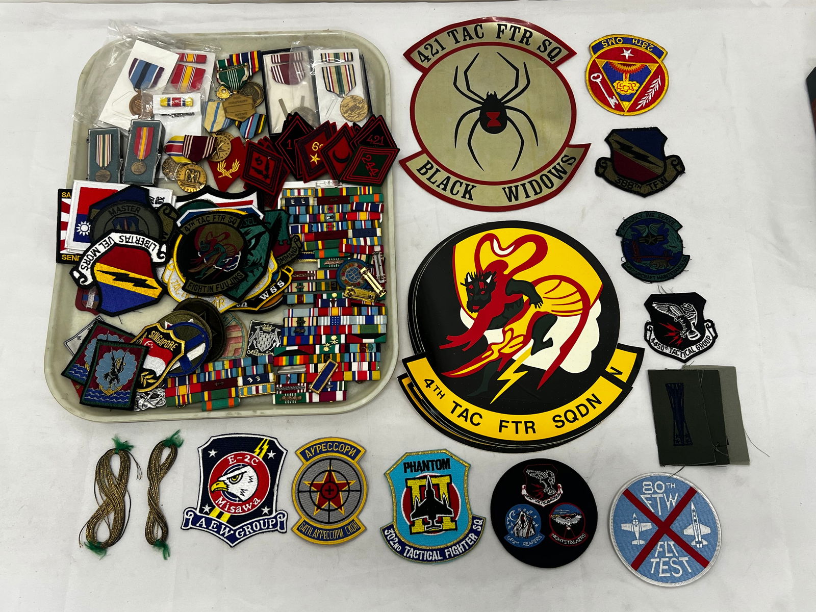 Lot Asst Military Items- Medals, Patches + More - Various Wars (See Photos) (1 of 8)