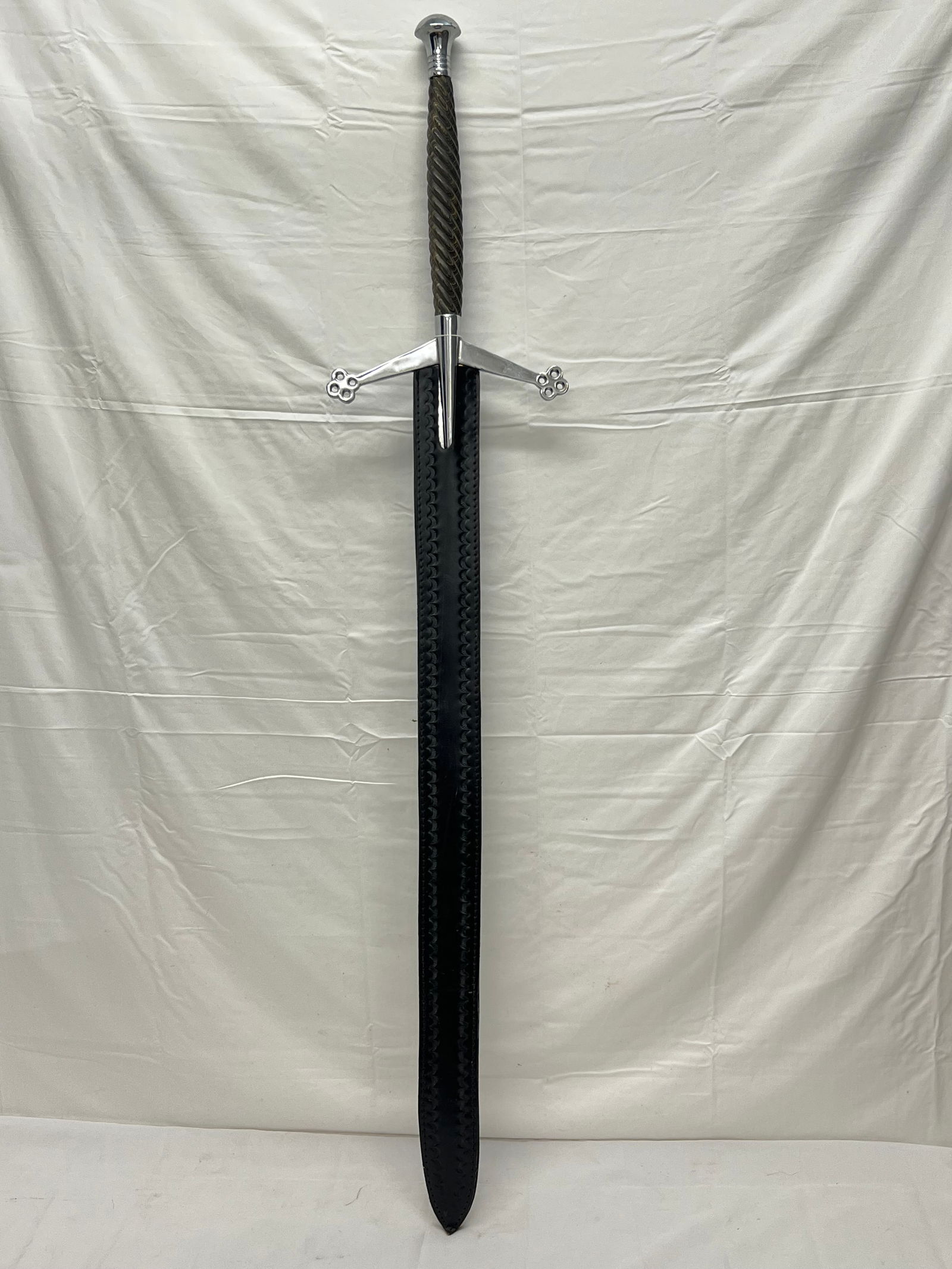 Scottish Two Handed Claymore Style Sword, Scabbard - Quillon Pierced 4 Holes, Overall 52''L , Blade (1 of 5)