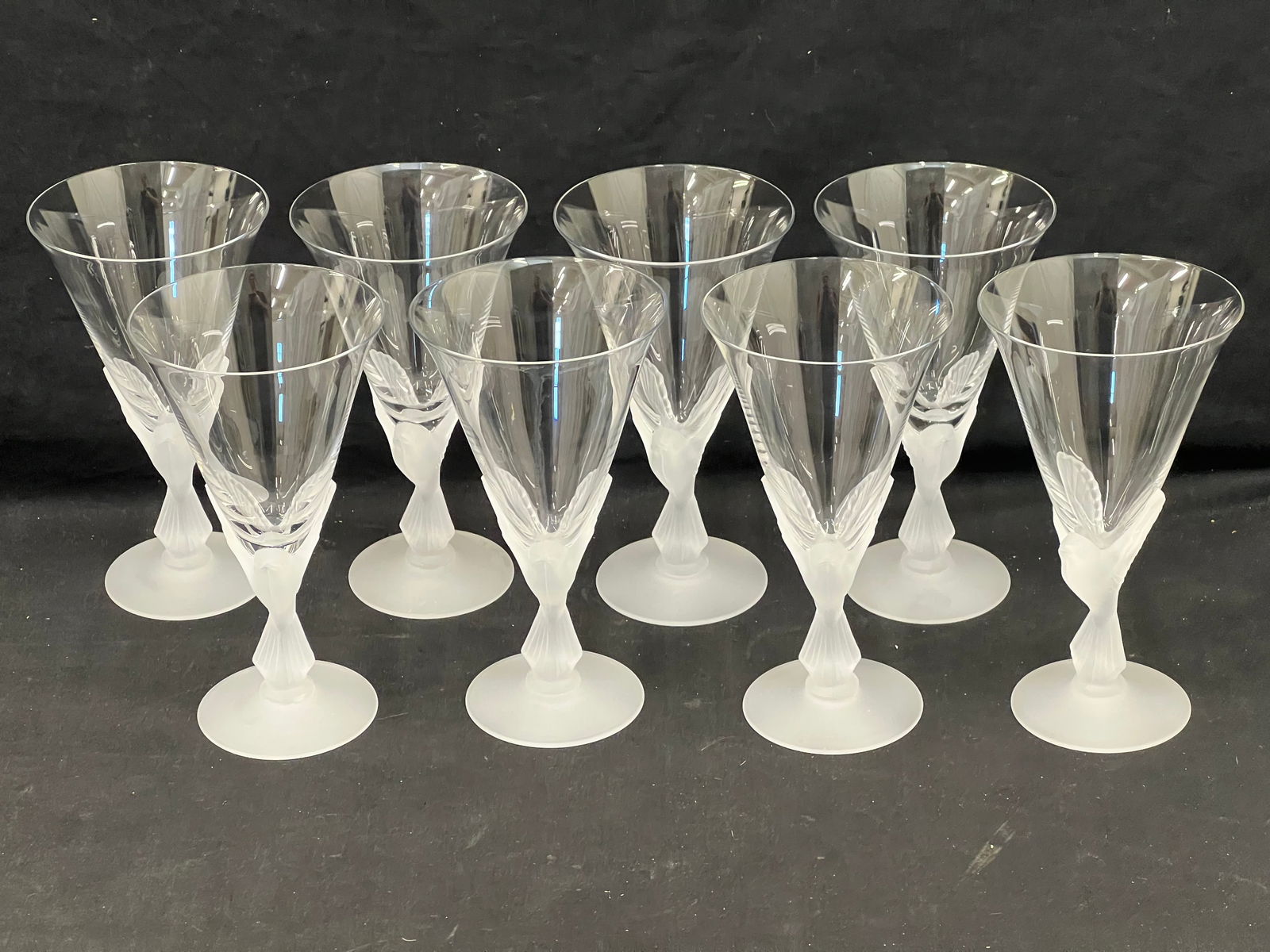 (8)Sasaki Crystal ''Wings'' Flutes 4'' x 7.5'': (8)Sasaki Crystal ''Wings'' Flutes 4'' x 7.5''