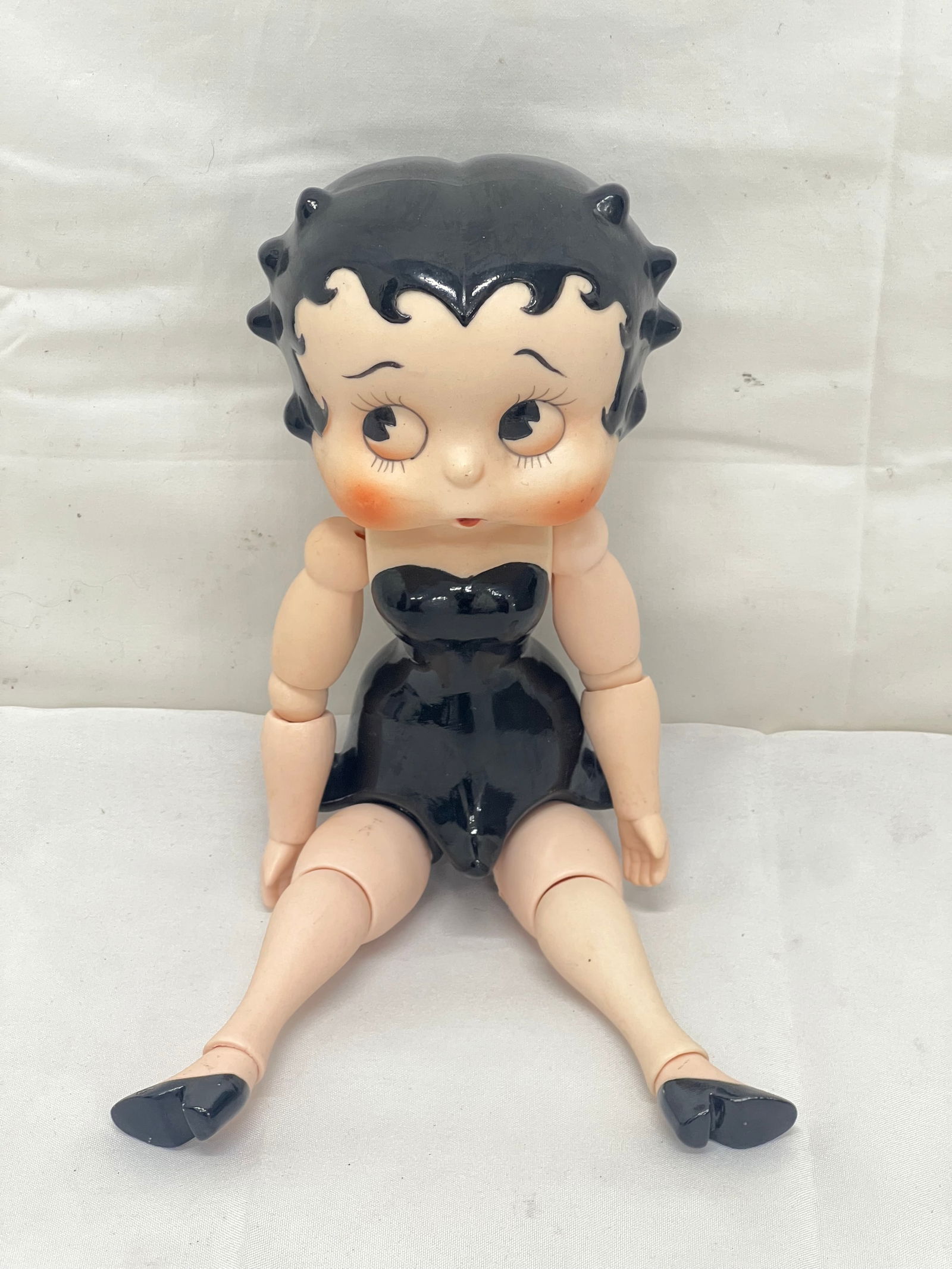 Vintage Porcelain Jointed Betty Boop Figure 10.5''L: Vintage Porcelain Jointed Betty Boop Figure 10.5''L