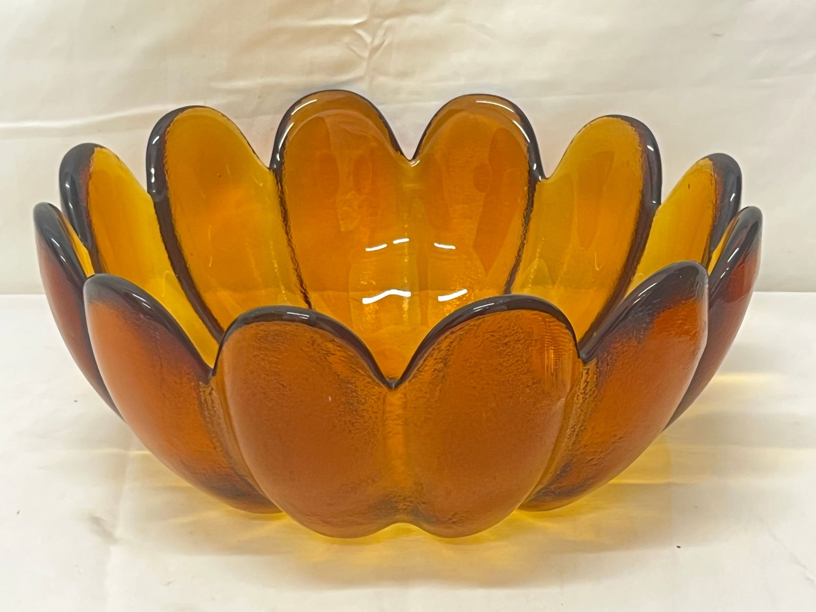 Vtg Indiana Glass Lutus Amber Bowl 11'' x 4.5'': Vtg Indiana Glass Lutus Amber Bowl 11'' x 4.5''