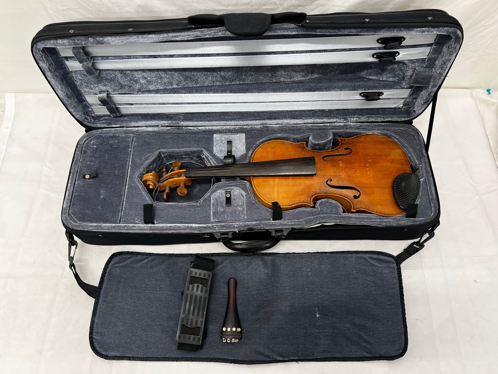 Antonius Stradivarious Cremonesis 1713 Violin - A.S.C. Faciebat Anno 1713 Sticker - Violin with Case (1 of 11)