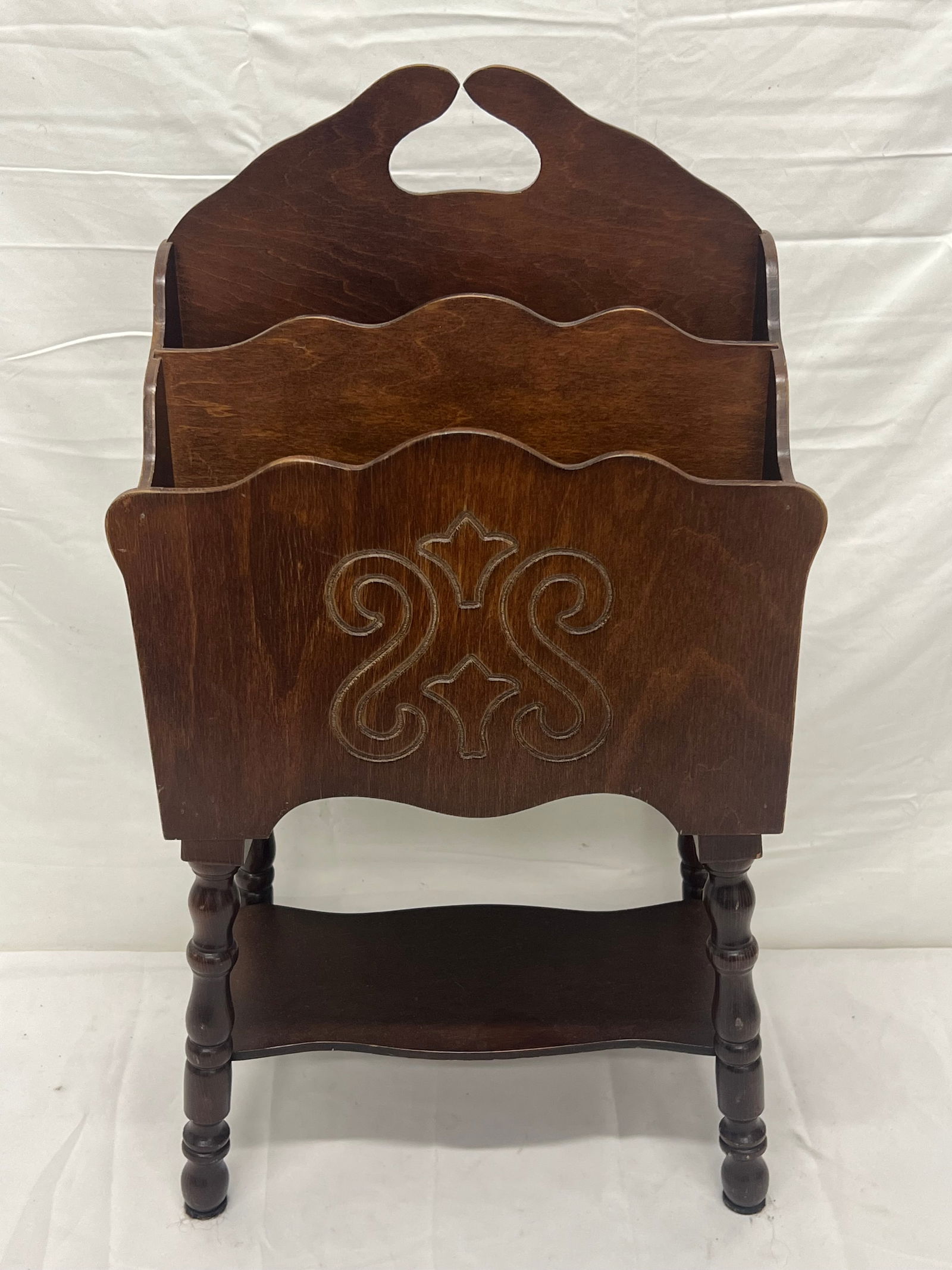 Wooden Magazine Rack with Under Shelf 13'' x 9'' x 25'' (1 of 3)