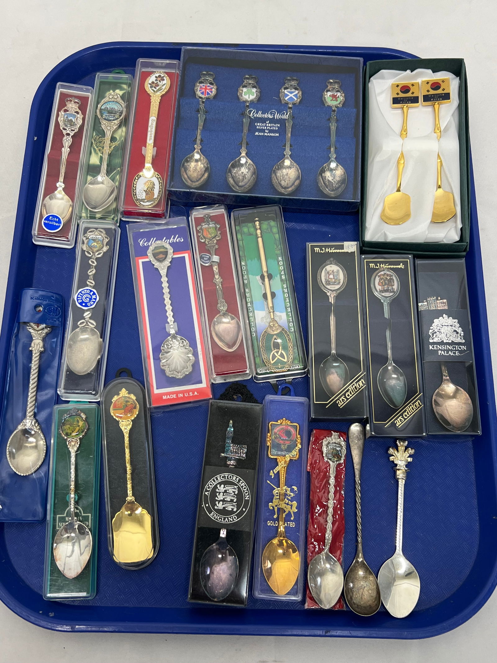(24)Asst Souvenir Spoons - Singapore, Great Britain, Hummel,More: (24)Asst Souvenir Spoons - Singapore, Great Britain, Hummel,More