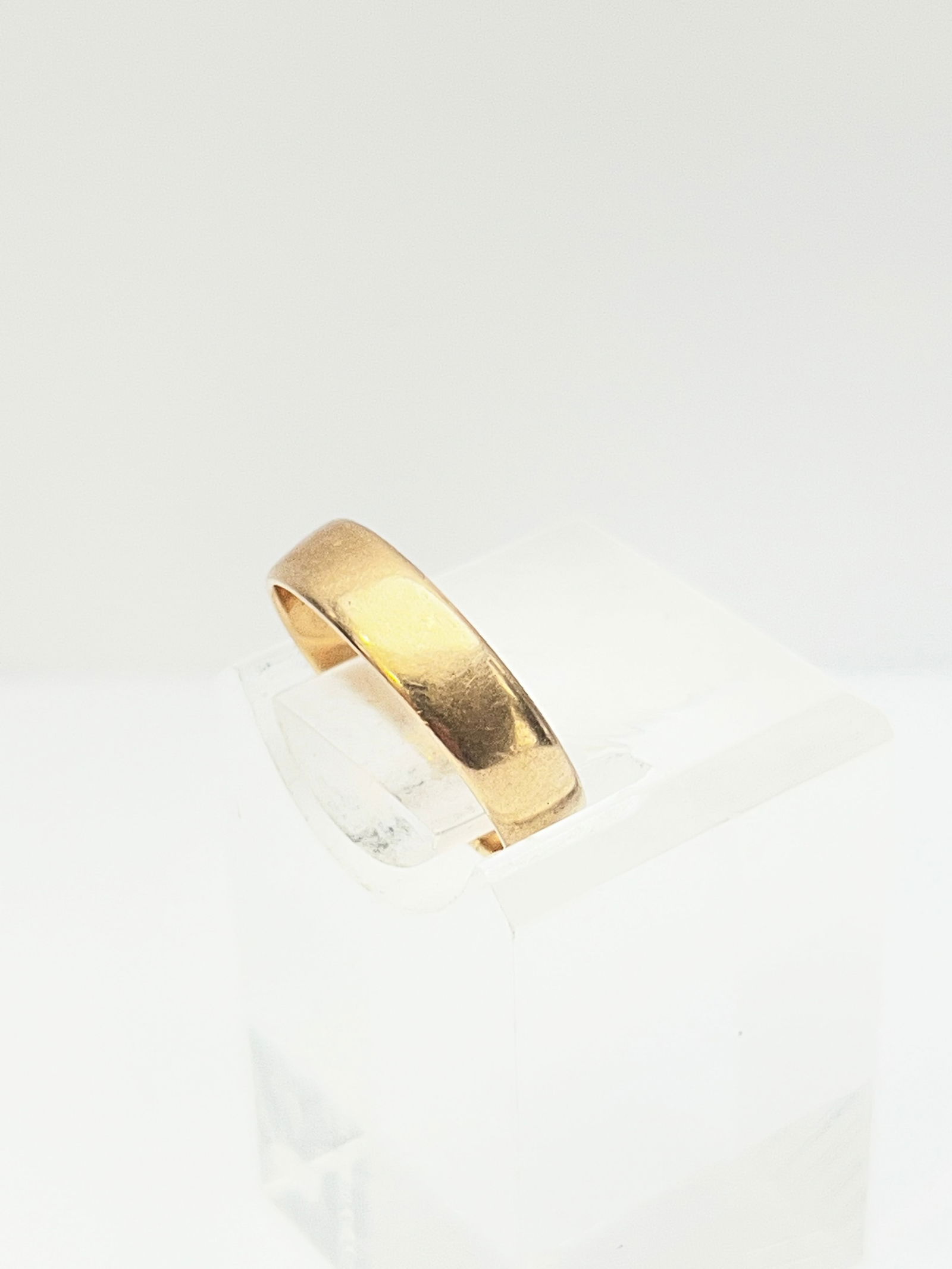 14K Yellow Gold Band Ring, TW 3.33g, Sz 6.5 - Tested - (1 of 3)