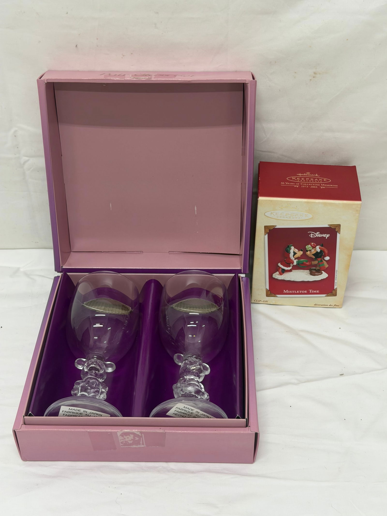 Walt Disney Mickey Minnie Stemware Glass & Box (1 of 4)