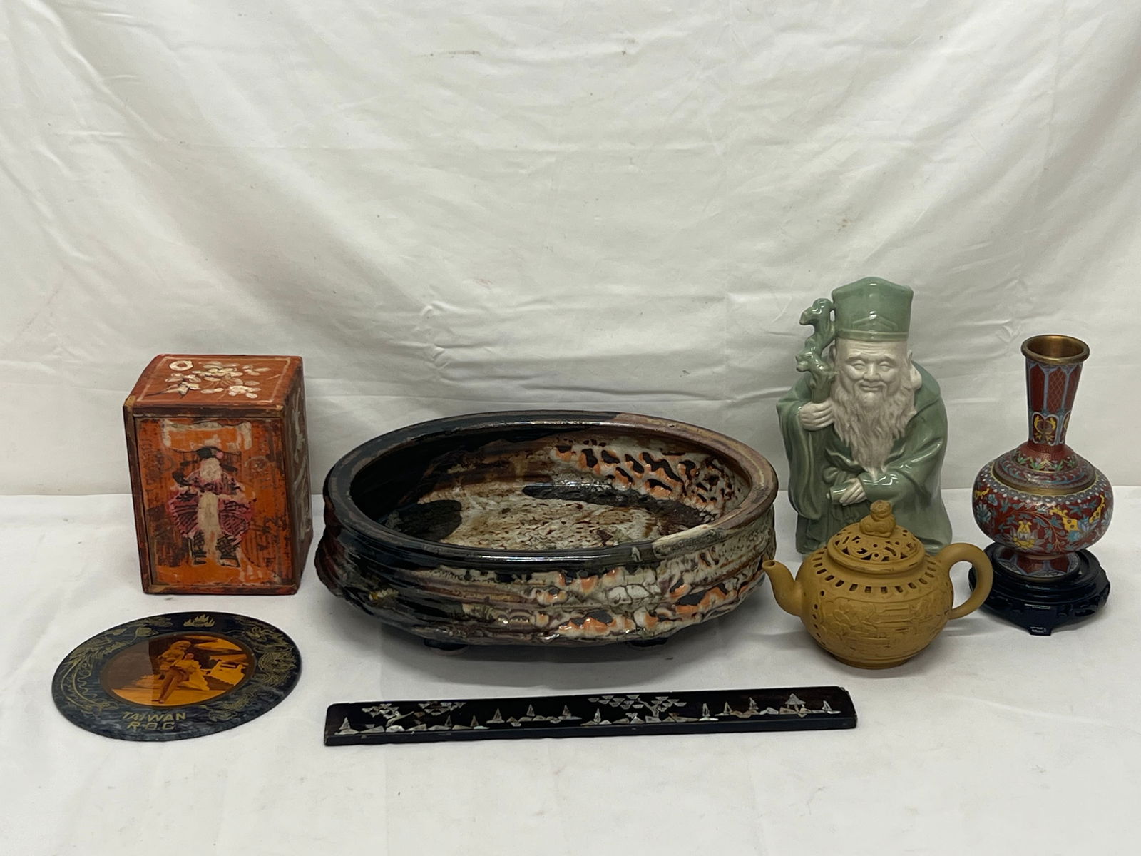 Lot Asian Items - Bonsai Tea Box & More - Pottery Bonsai Planter, 12'' x 9'' x 3.75'' Wooden Yuk (1 of 18)