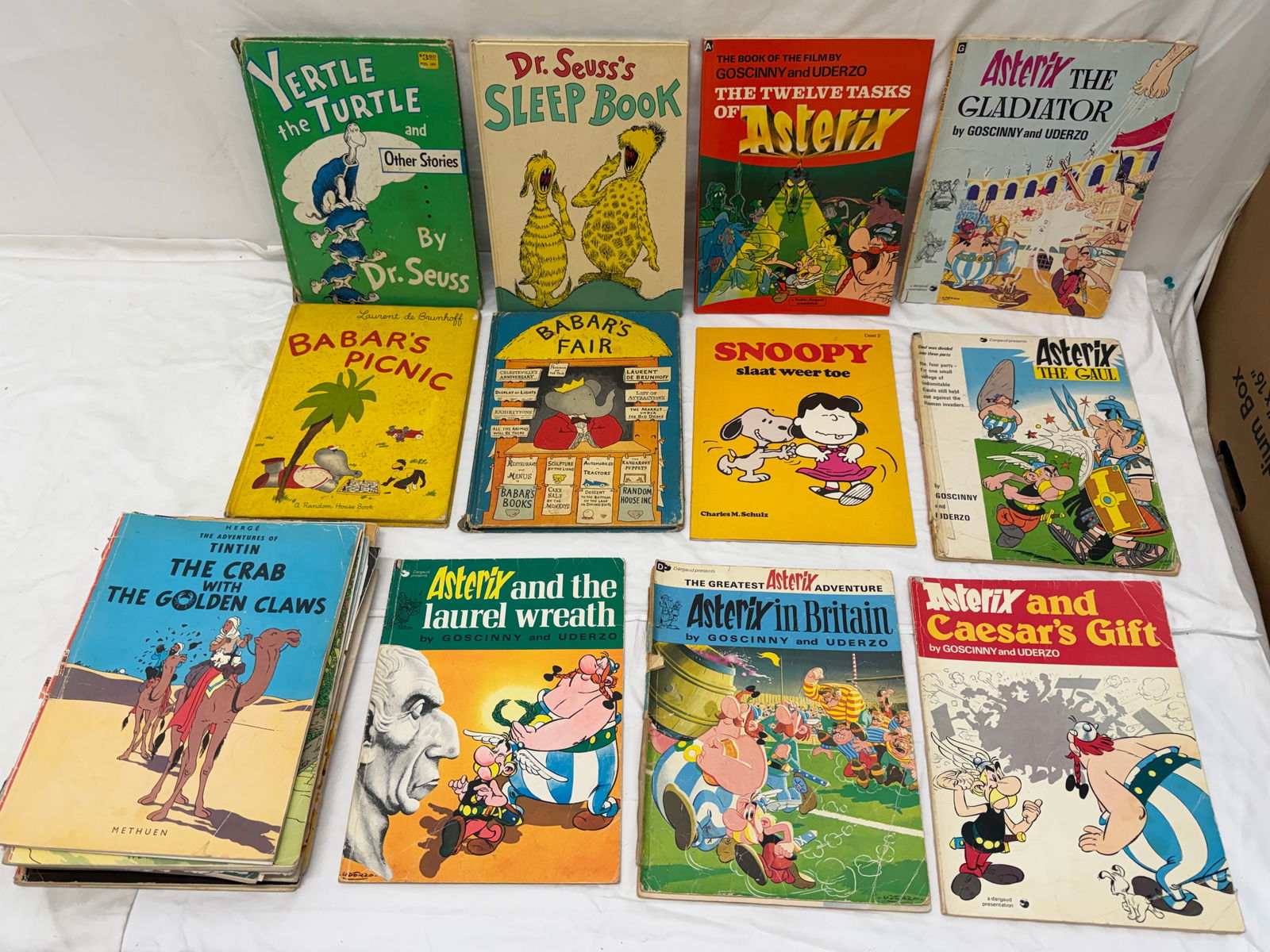 Asst Comics & Books - Dr.Seuss, Babar, TinTin, Asterix (1 of 6)