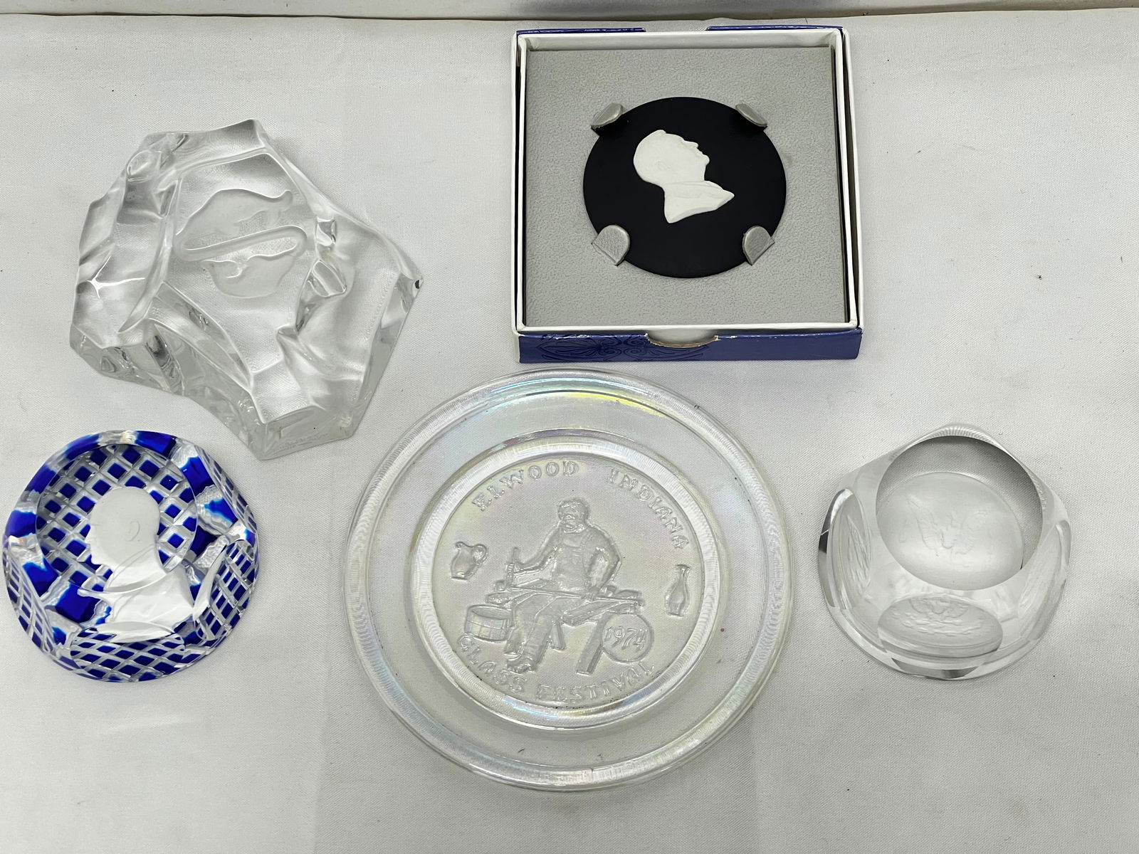 Asst Paperweights, Limited Ed Wedgwood, 1974 Dish -: Asst Paperweights, Limited Ed Wedgwood, 1974 Dish - Numbered 572/ 1000 F.D. Roosevelt Plaque with Box, Eisenhower Eagle & Fish Paperweights with Elwood Indiana Glass Festival Dish