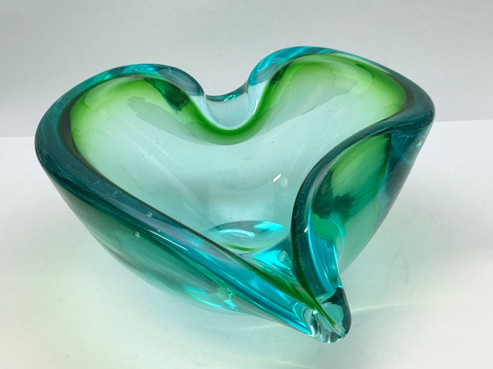 MC Murano Sommerso Art Glass Heart 5.5" x 5.5" x 2.5": Italian Murano Green & Teal to Blue Art Glass