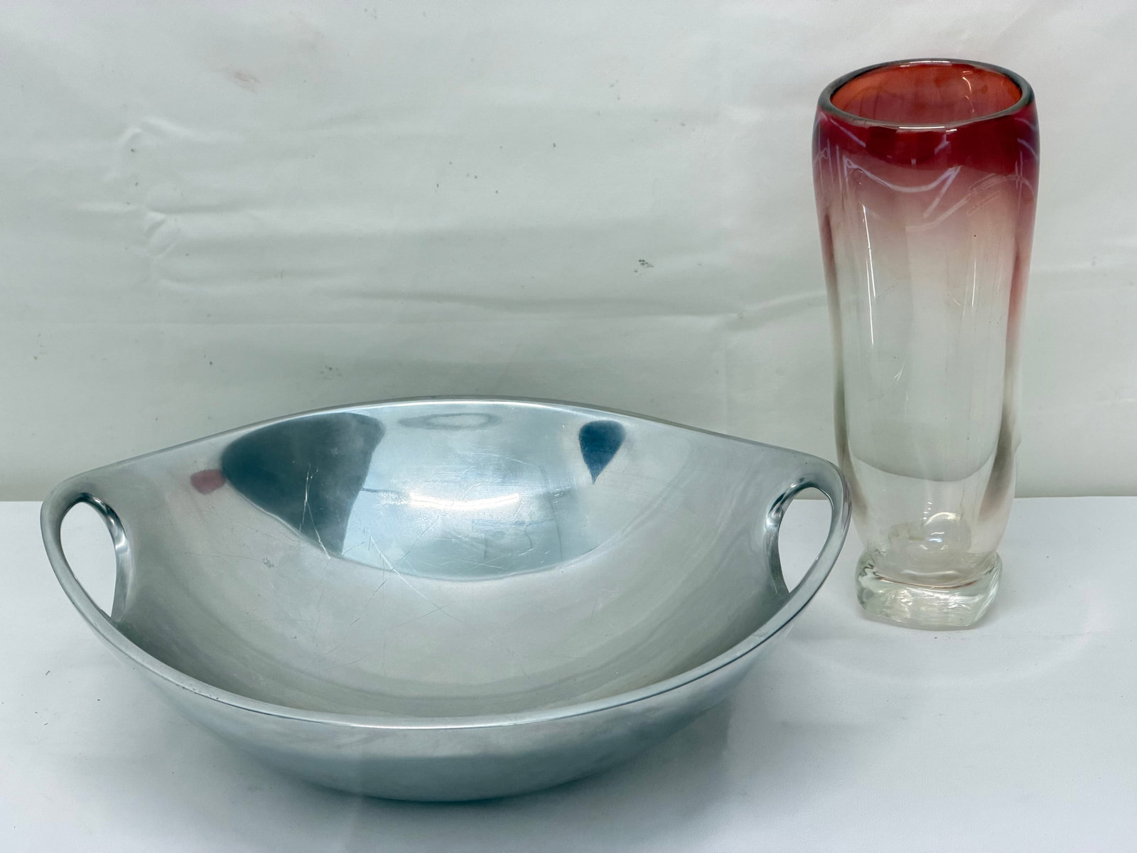 Nombe 613 Bowl 10.5" x 9.75" x 3.5" + Signed Leslie Moody Art Glass Vase 3" x 7.75": Nombe 613 Bowl 10.5" x 9.75" x 3.5" + Signed Leslie Moody Art Glass Vase 3" x 7.75"