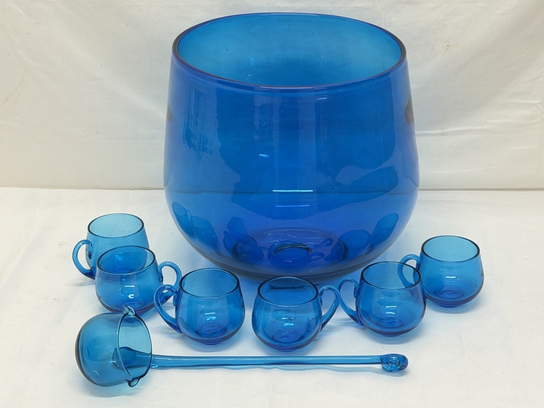 Blenko Glass Winslow Anderson 8pc Punch Bowl Set: Punch Bowl 10.5" x 11" with Ladel & (6)Cups