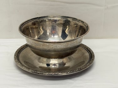1939 'Prelude' Sterling Silver Gravy with Underplate, 236g (1 of 3)