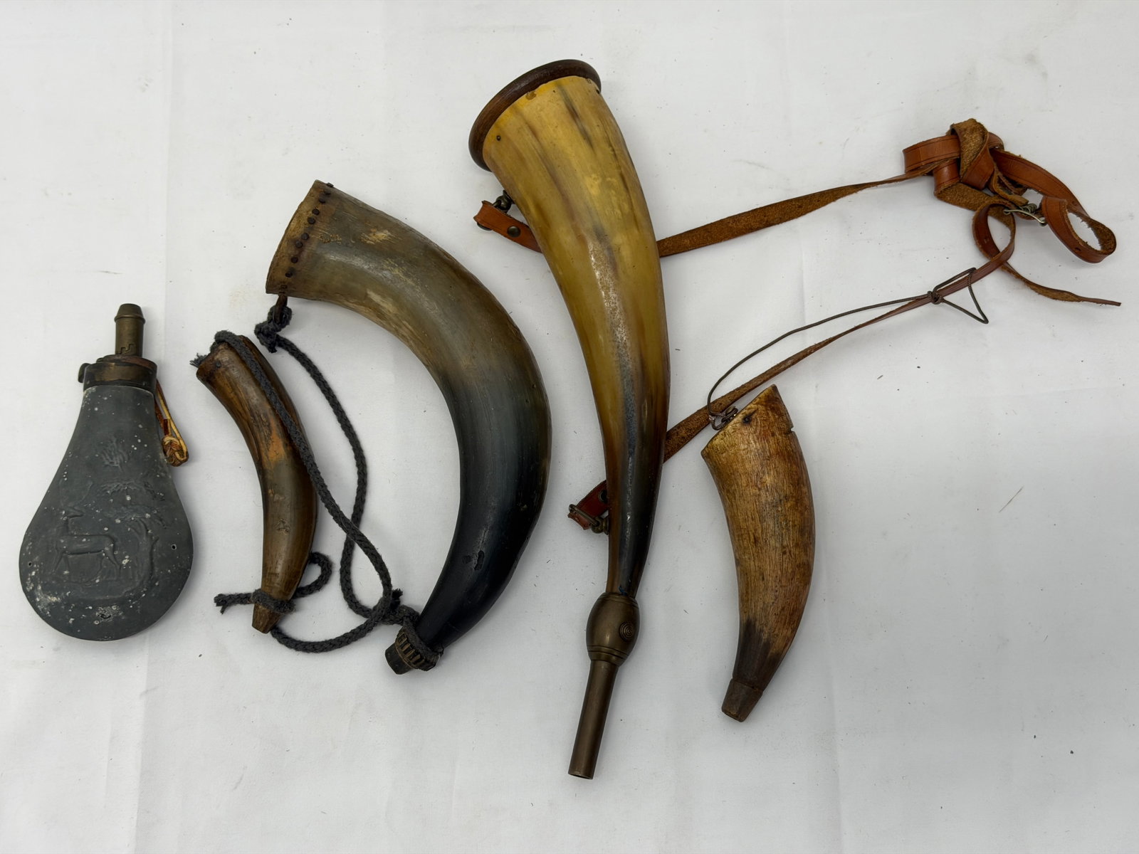 (5)Antique Powder Horn & Metal Flasks in Various Sizes (1 of 9)