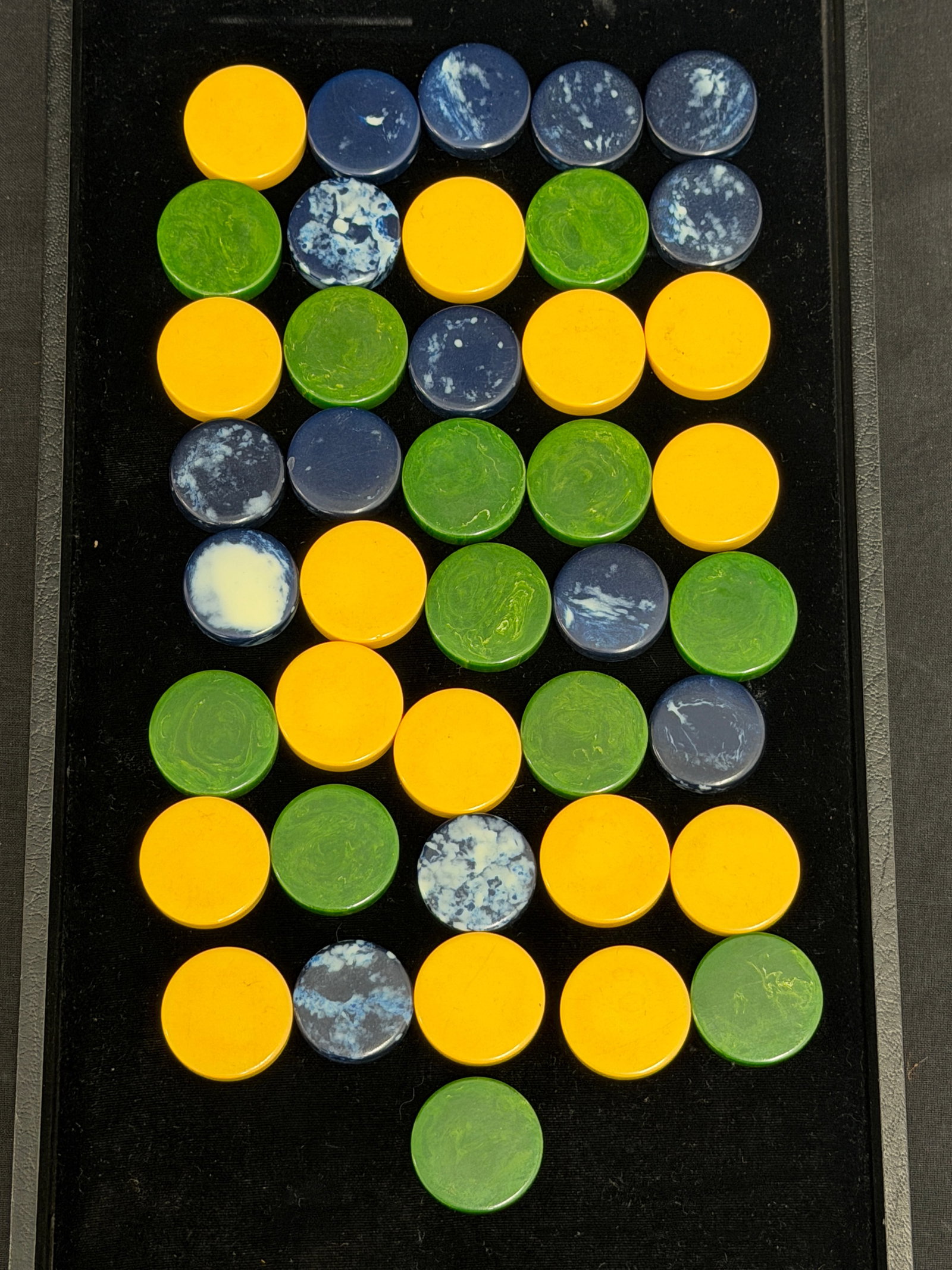 (41)Pcs Vintage Bakelite Game Pieces in Assorted Colors (1 of 3)