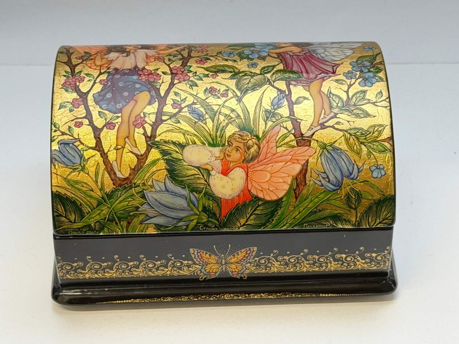 Russian Palekh Lacquered Box with Fairies - Hand Painted 4.25" x 3.25" (1 of 6)