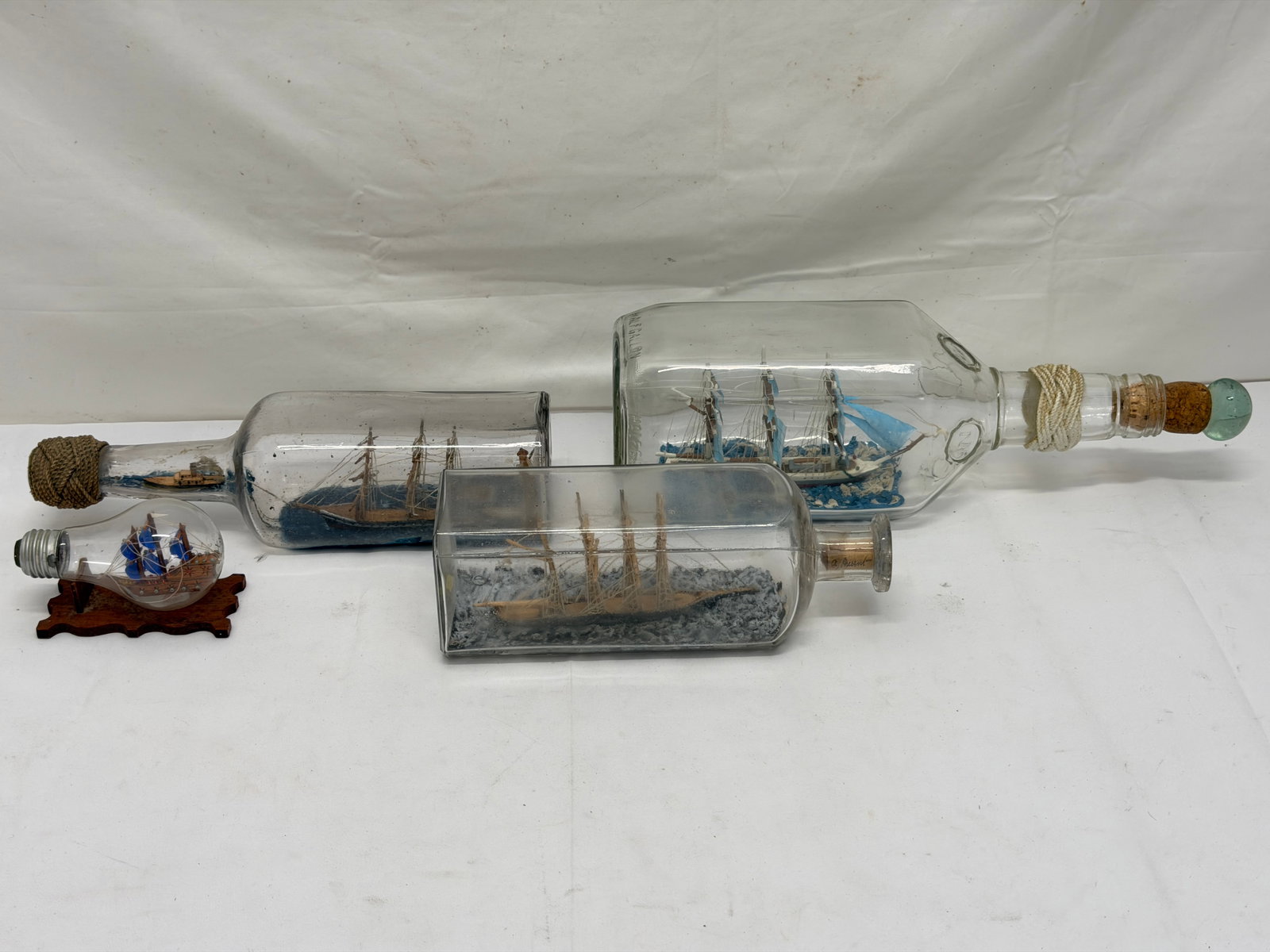 (3)Vintage Ships in a Bottle Dioramas - Asst Sized Boats & Bottles (1 of 11)