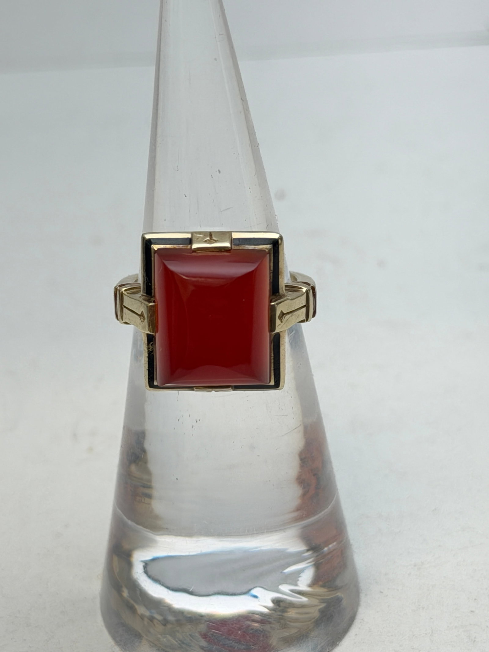 14K Gold Mid Century Carnelian Ring, Sz 4, TW 5.83g: Vintage Yellow Gold Ring