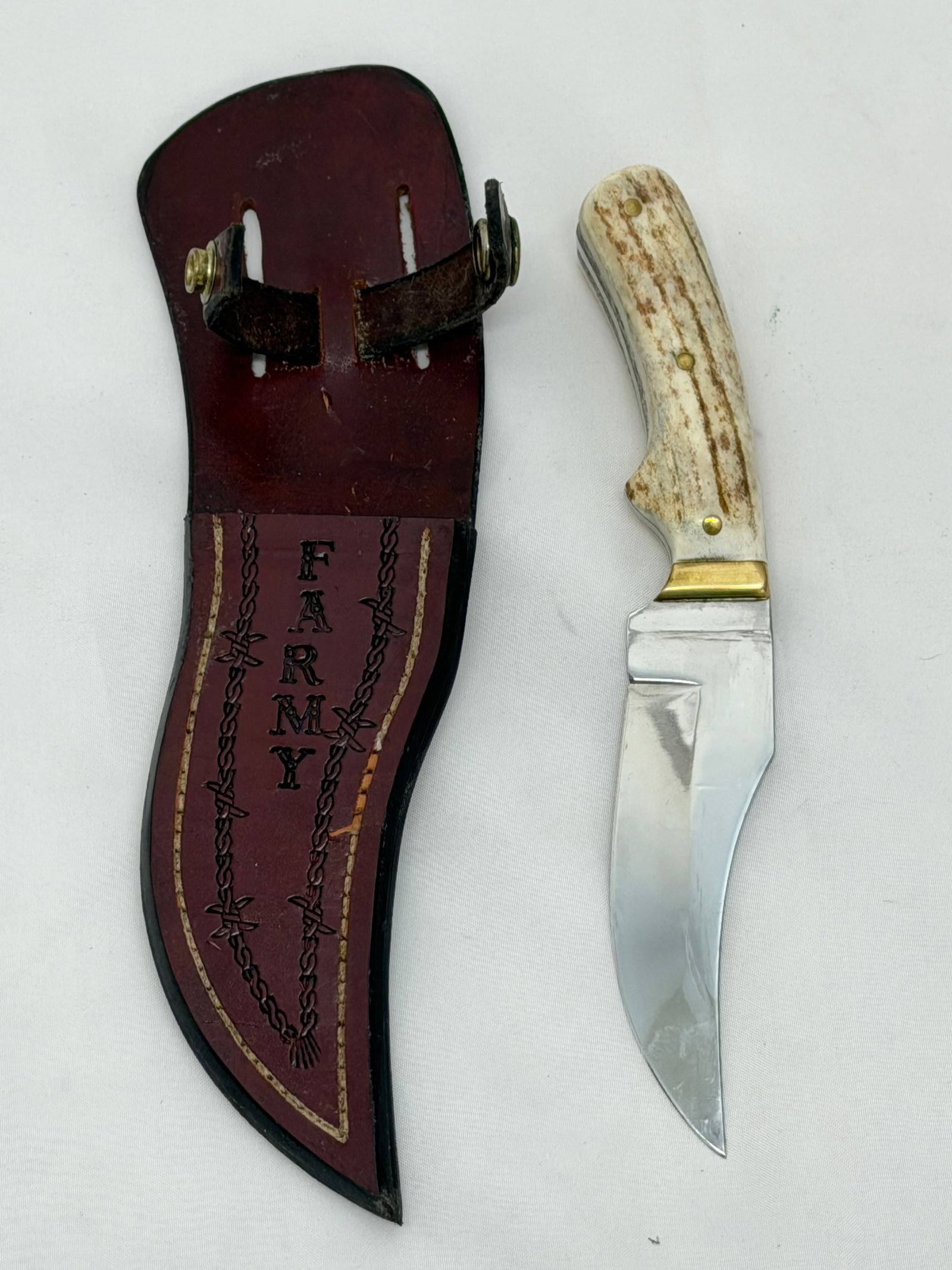 Hand Made Brass Steel Hunting Knife with Tooled Leather Sheath (1 of 6)