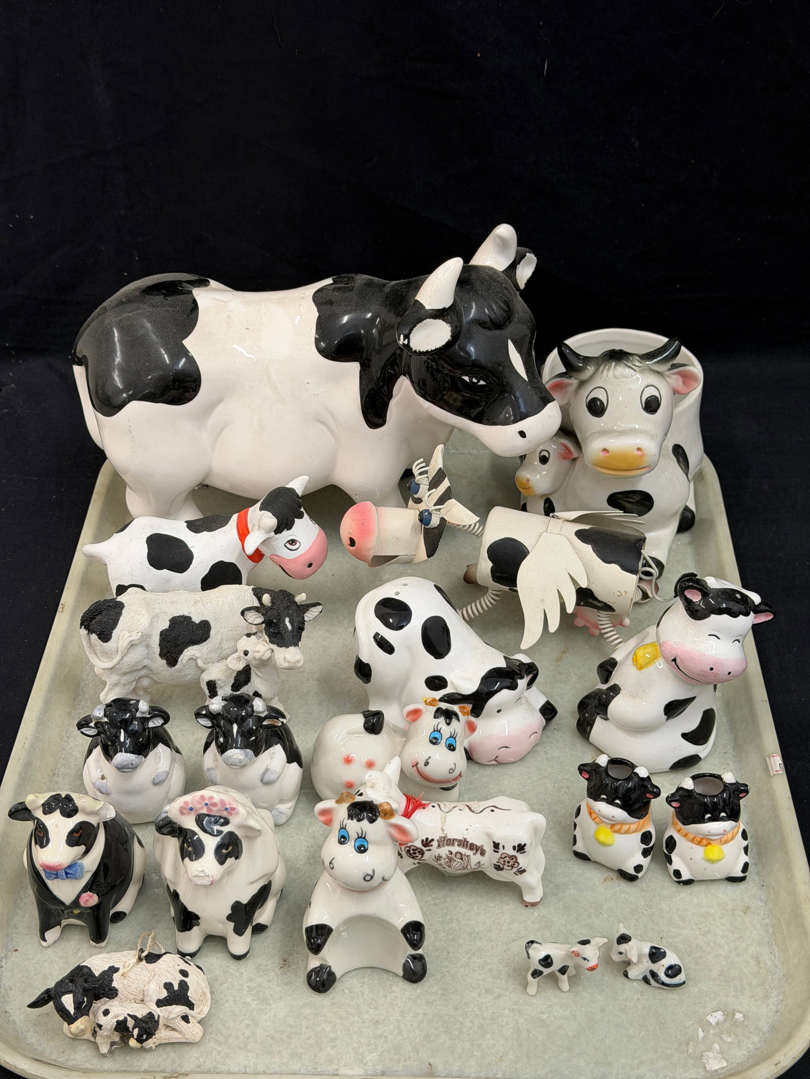 Asst Cow Themed Figures, Salt Pepper Shakers, Planter & More (1 of 4)