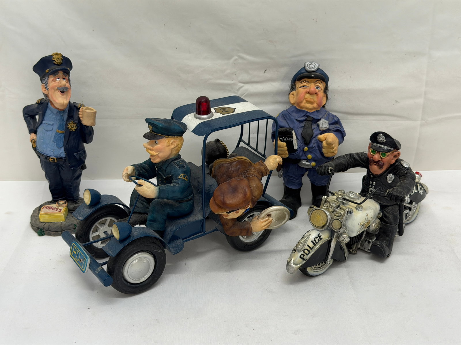 Lot Police Figures, Metal Car, Motorcycle, More (1 of 13)
