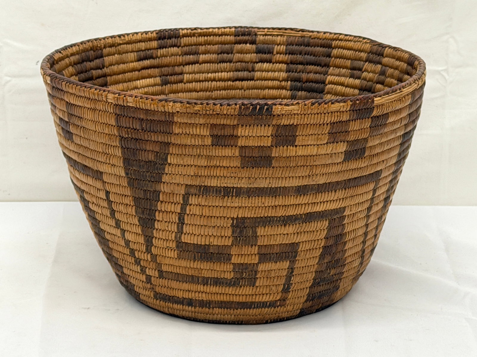 19thC-Early 20thC Native American Pima Indian Basket with Twirling Logs - 12.5" x 7.5" (1 of 6)