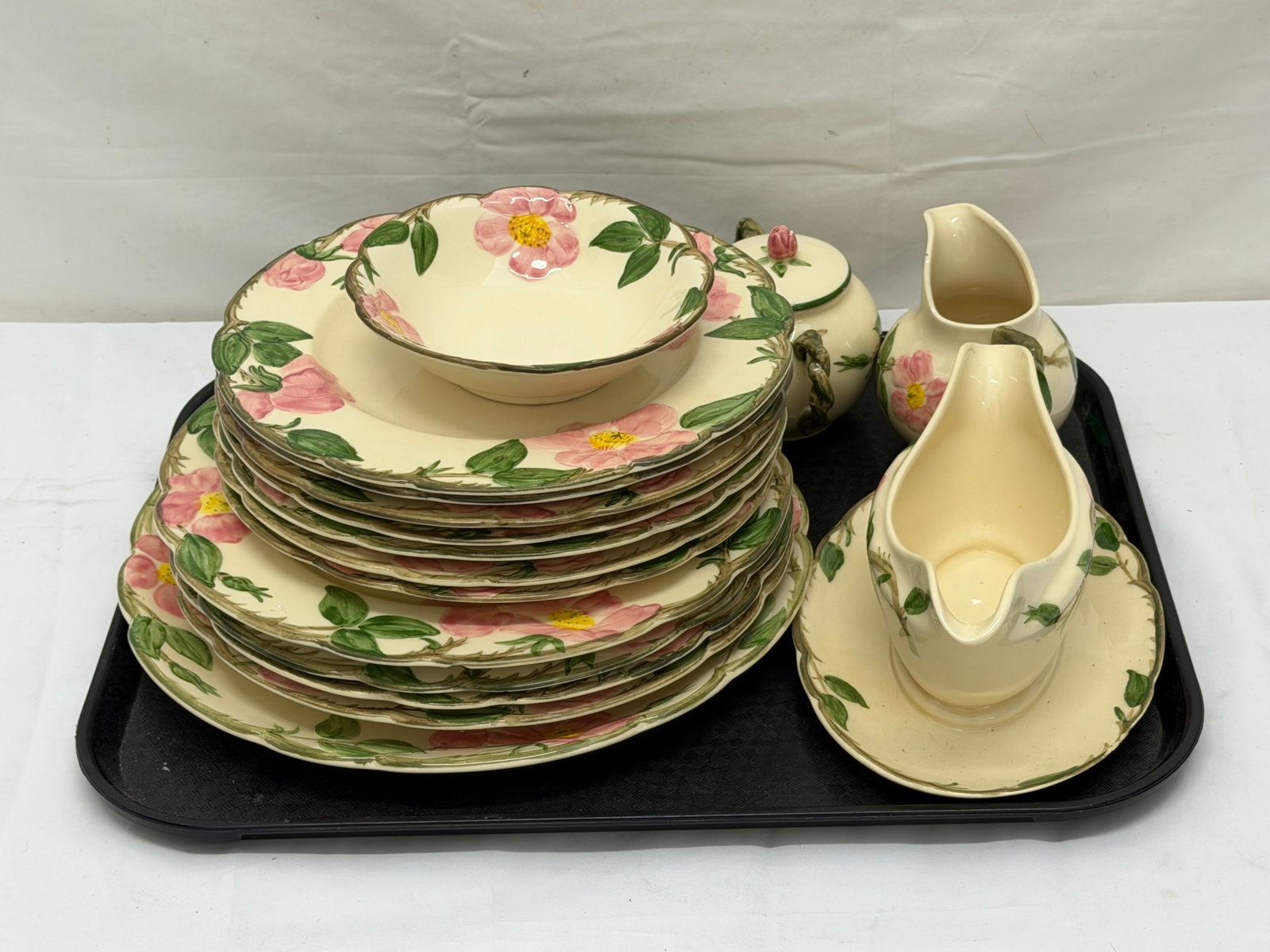 16pcs 1950s Franciscan Desert Rose Dishes (1 of 4)