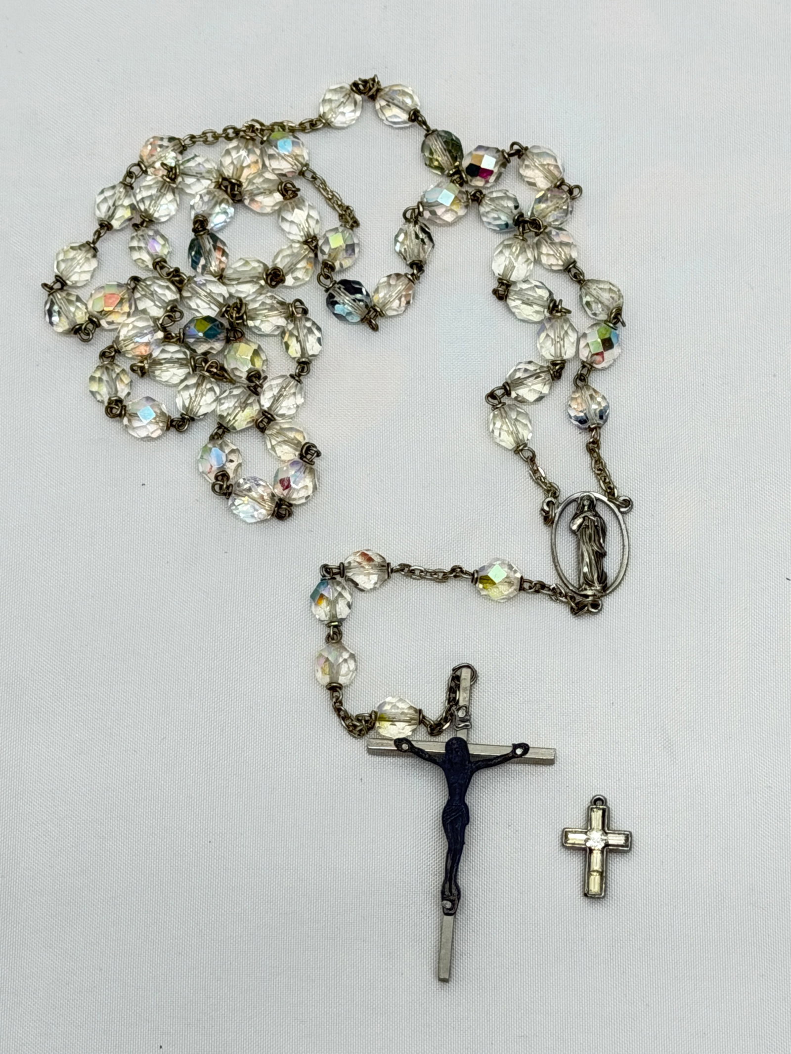 Vintage Italy Crystal Rosary & Rhinestone Cross Pendant .75"L: Vintage Italy Crystal Rosary & Rhinestone Cross Pendant .75"L