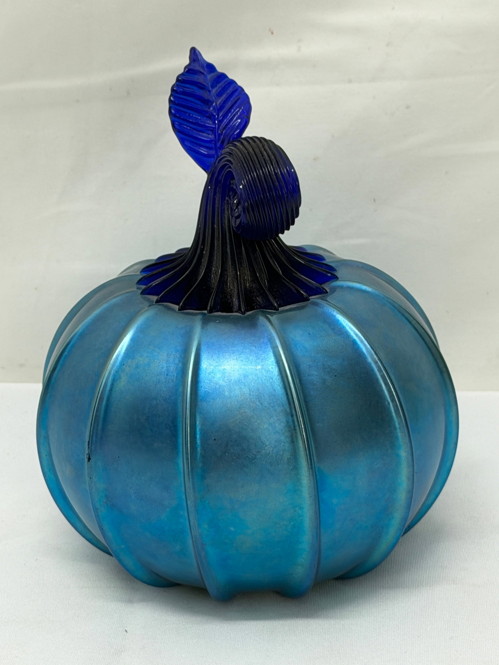 Steven Lundberg Lundberg Studios 1999 Signed Art Glass Pumpkin 5"T x 13"Circ.: Signed And Dated with Original Sticker , Iridescent Blue Color