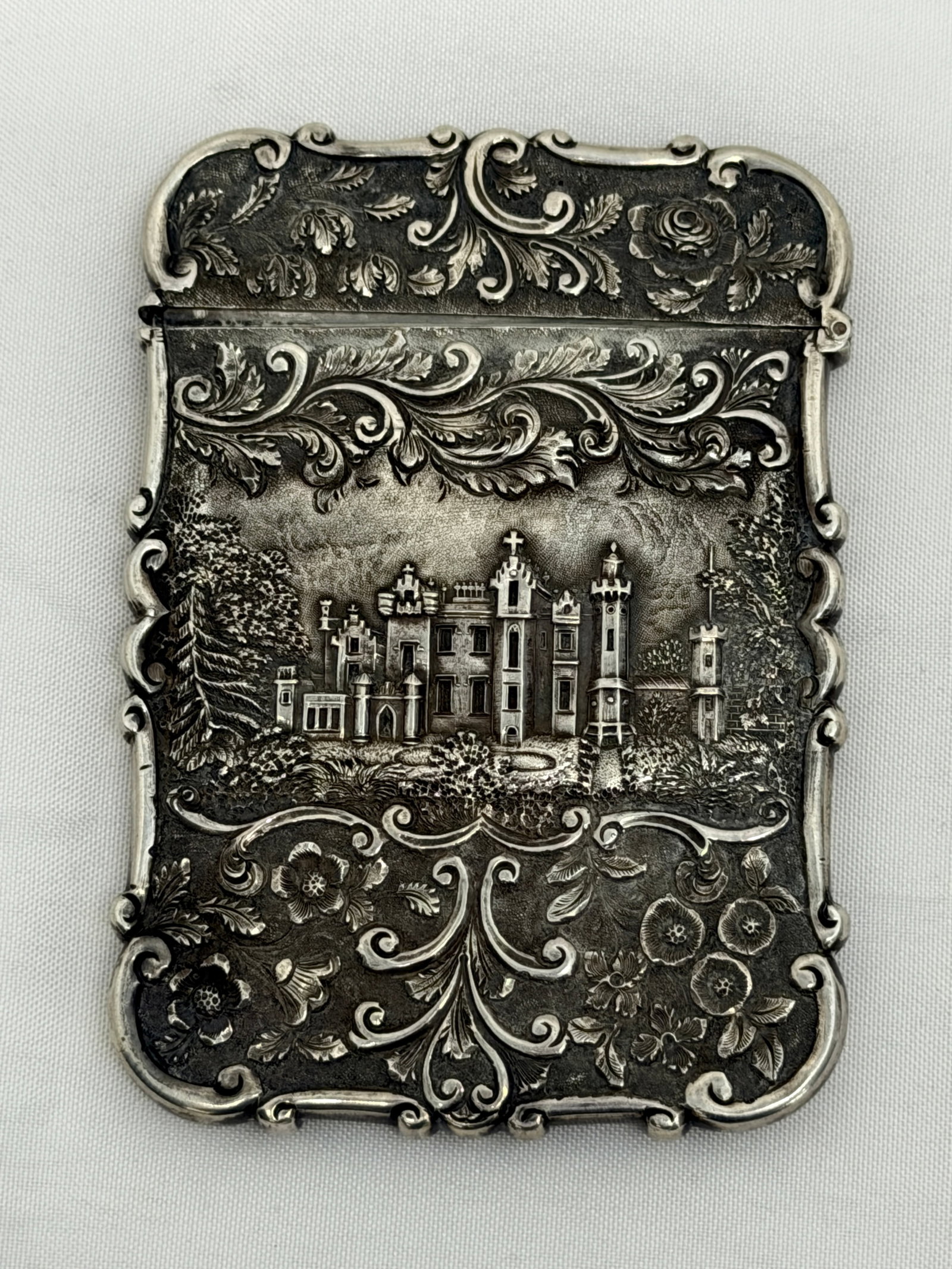 Antique Nathaniel Mills Sterling Castle Top Card Case 2.5" x 3.5",Hallmarked, TW 67.61g (1 of 5)