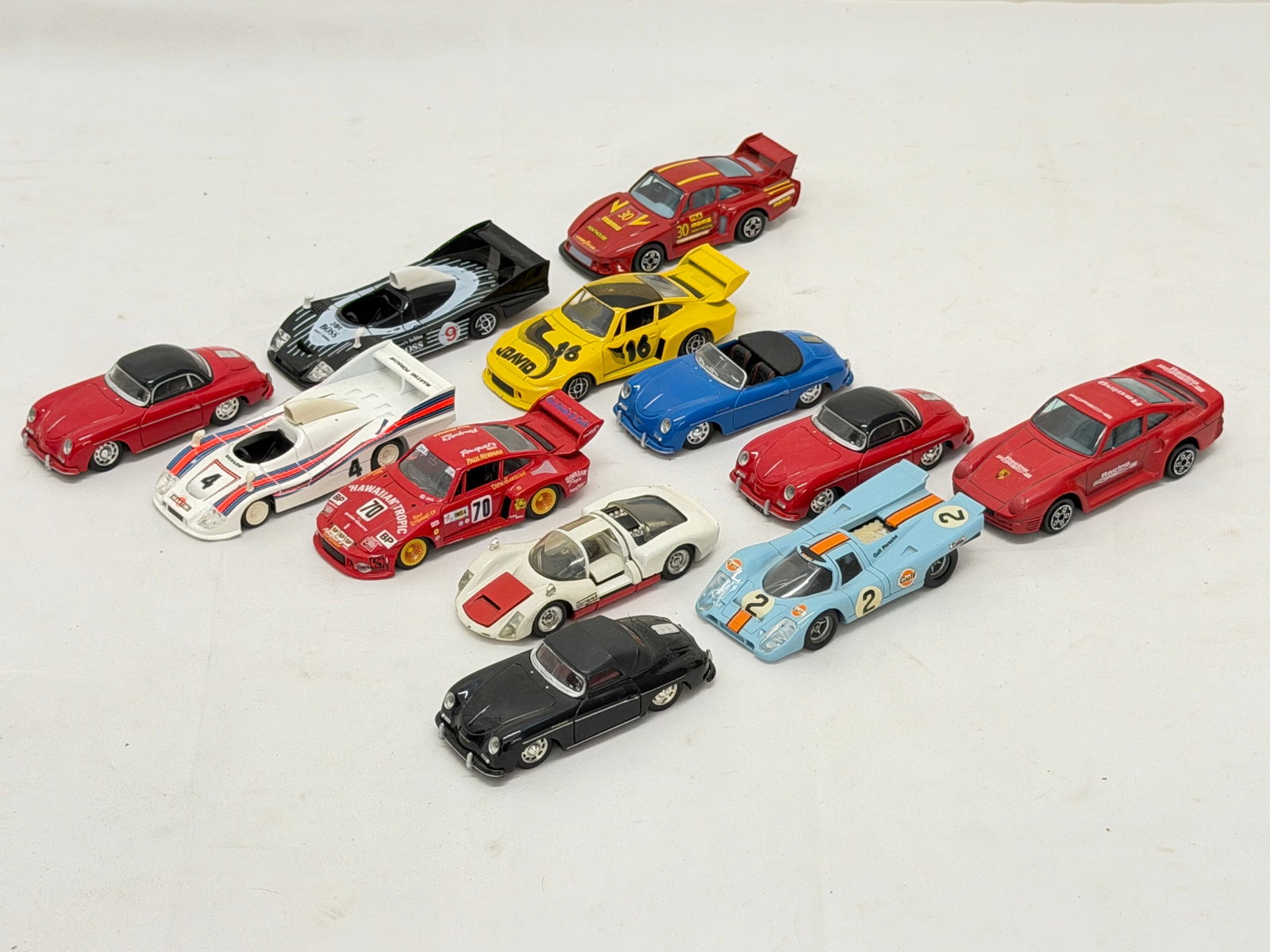 (12)Vintage Diecast 1:43 Scale Cars - Solida, Corgi, Dinky, Burago (1 of 8)