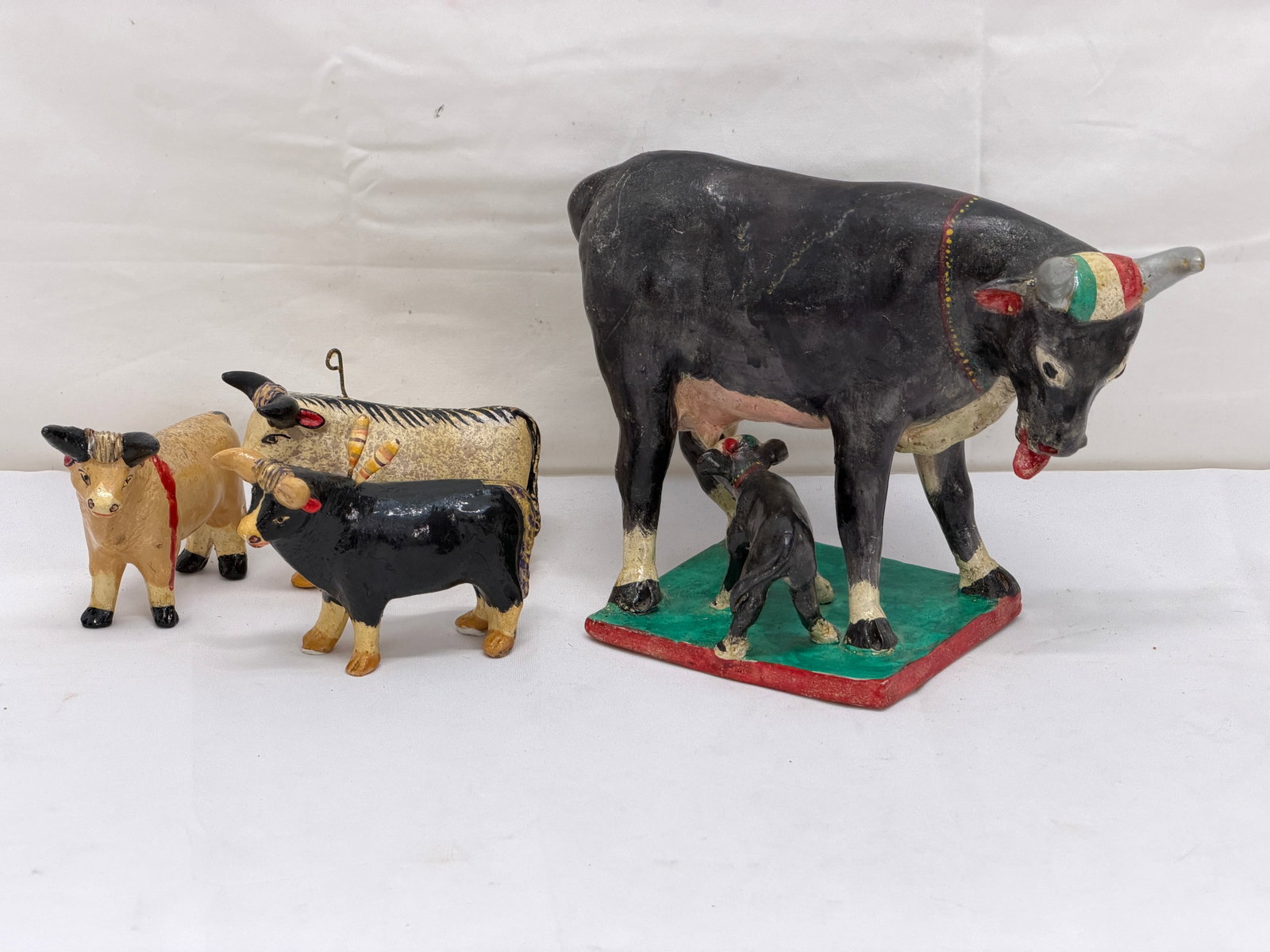Vintage 1950s-70s Mexican Folk Art Cow Sculptures (1 of 9)
