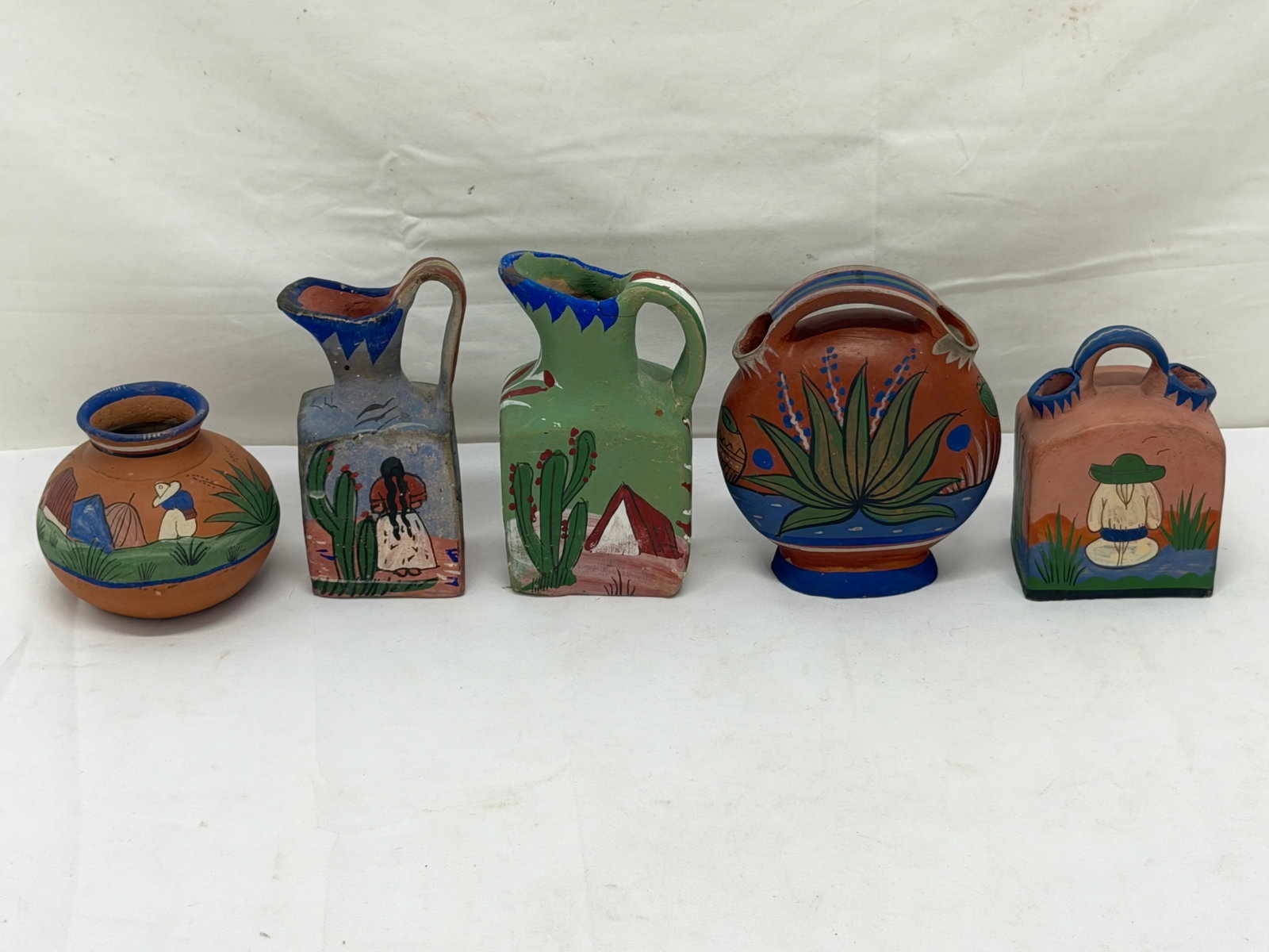 (5)Vintage Mexican Folk Art Terra Cotta (Barro) Hand Painted Items (1 of 15)