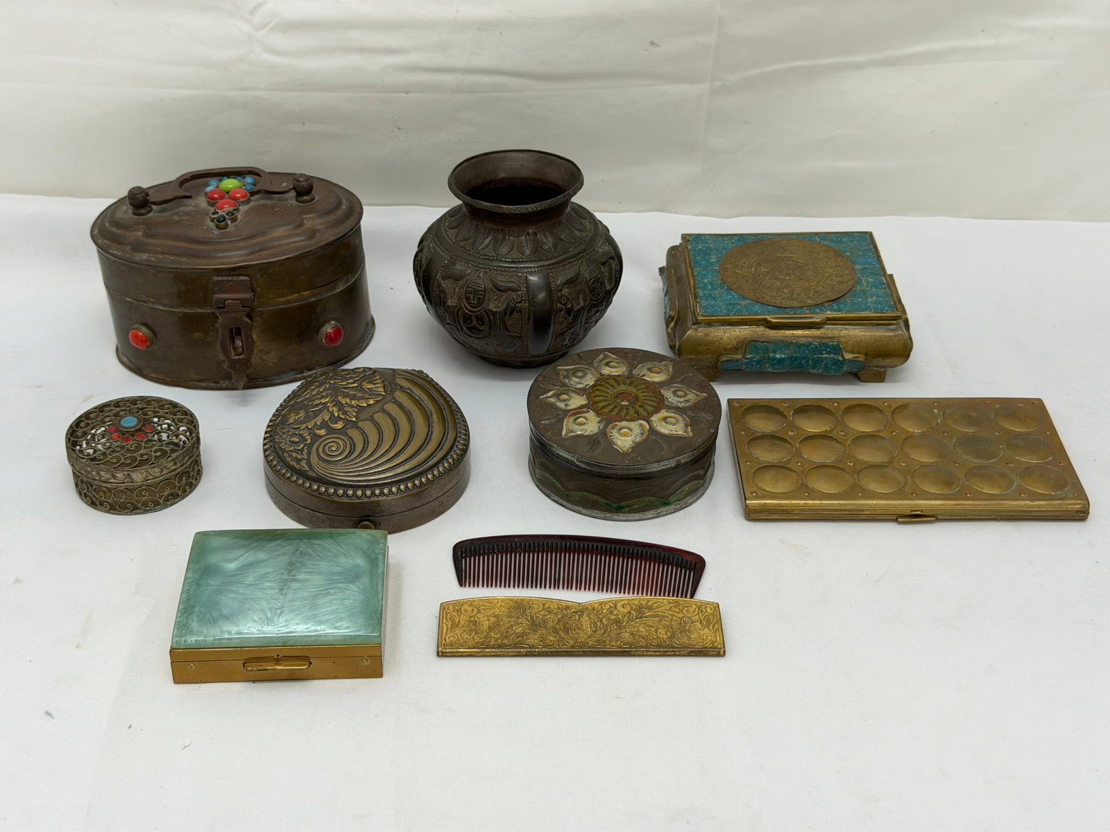 Coin Holders, Trinket Boxes, Copper Vase, Comb (1 of 11)