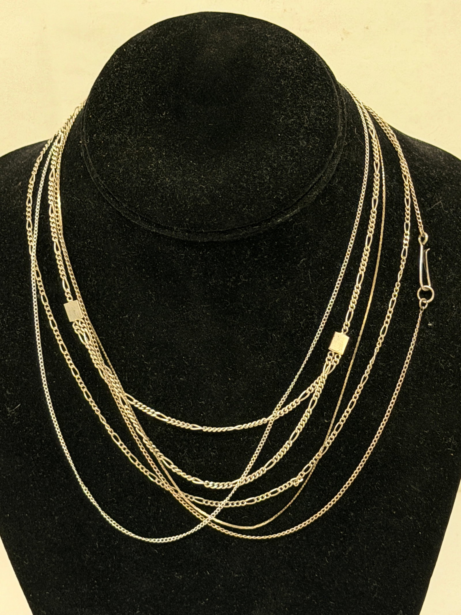 (5)Vintage Sterling Silver Necklaces, TW 13.83g - (1)15"L + (4)18"L: (5)Vintage Sterling Silver Necklaces, TW 13.83g - (1)15"L + (4)18"L