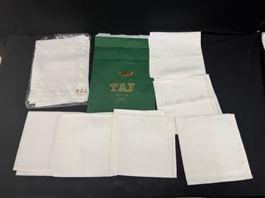 Taf Firenze Italy Ricami Amano Linens with Bag (1 of 4)